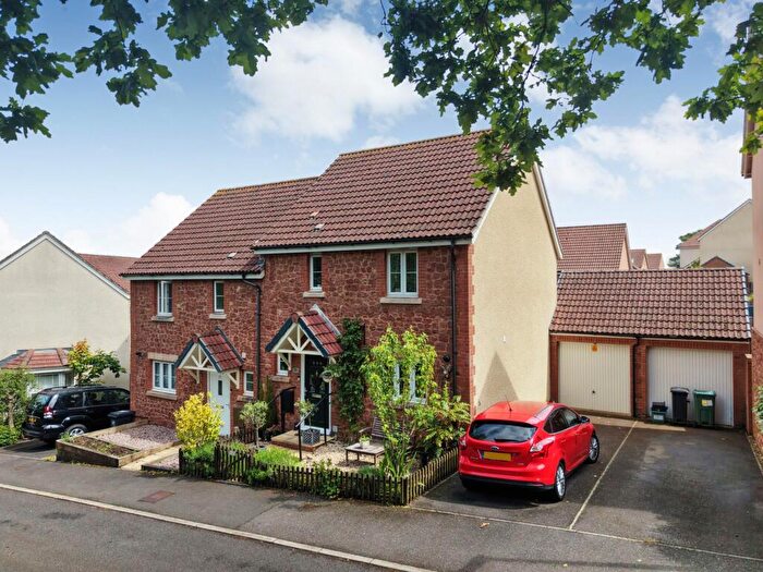 3 Bedroom Semi-Detached House For Sale In Underhay Close, Dawlish, EX7