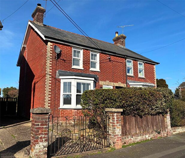3 Bedroom Semi-Detached House For Sale In Alexandra Road, Fordingbridge, Hampshire, SP6