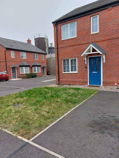 2 Bedroom Property To Rent In Lathkill Drive, Ashbourne, DE6