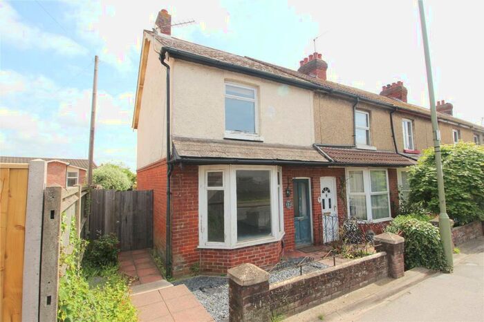 2 Bedroom End Of Terrace House To Rent In Botley Road, Park Gate, Southampton, Hampshire, SO31