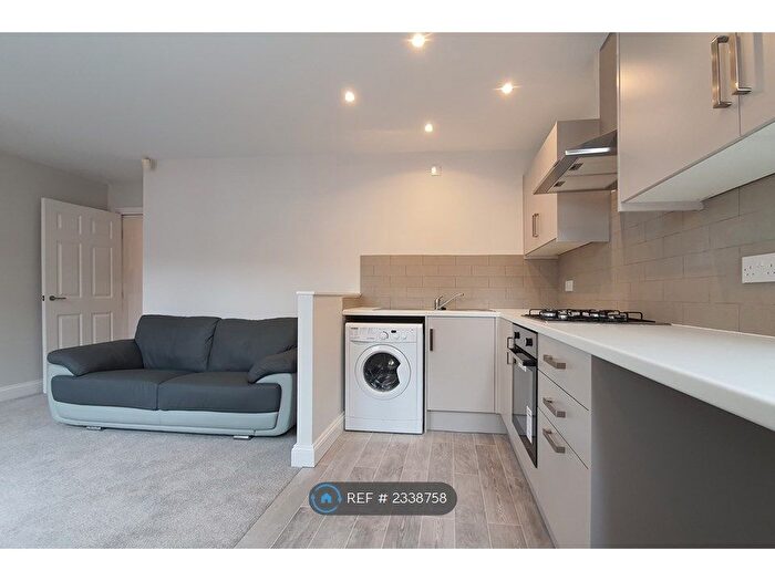 1 Bedroom Flat To Rent In Arpley Court, Warrington, WA1