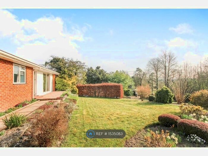 3 Bedroom Bungalow To Rent In Petersfinger Road, Salisbury, SP5