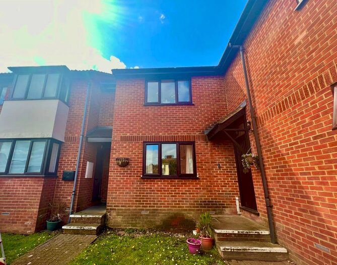 1 Bedroom Flat To Rent In Jubilee Road, High Wycombe, HP11