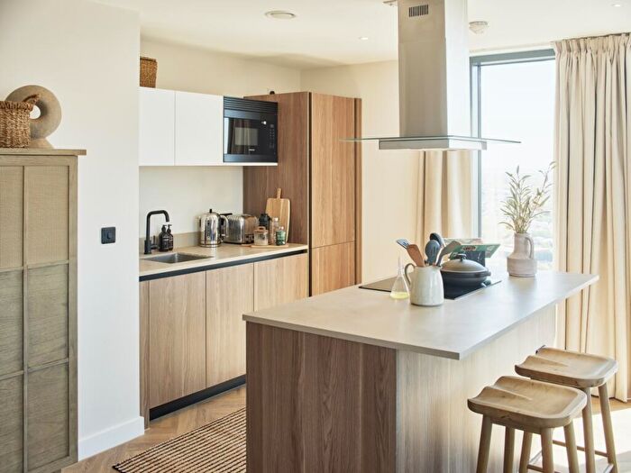 2 Bedroom Flat To Rent In One Eastside, James Watt Queensway Birmingham, B4
