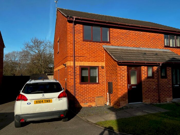 3 Bedroom Property To Rent In Dalesgate Close, Littleover, Derby DE23