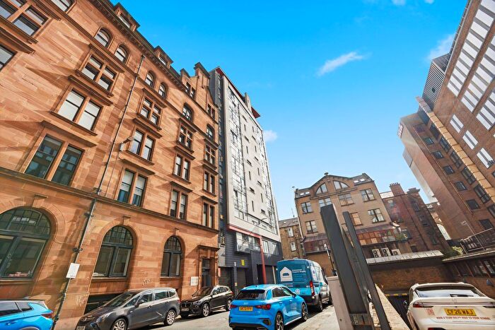 2 Bedroom Flat For Sale In Holm Street, Glasgow, Glasgow City, G2