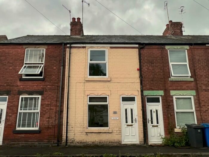 2 Bedroom Terraced House To Rent In Hipper Street West, Chesterfield, Derbyshire, S40