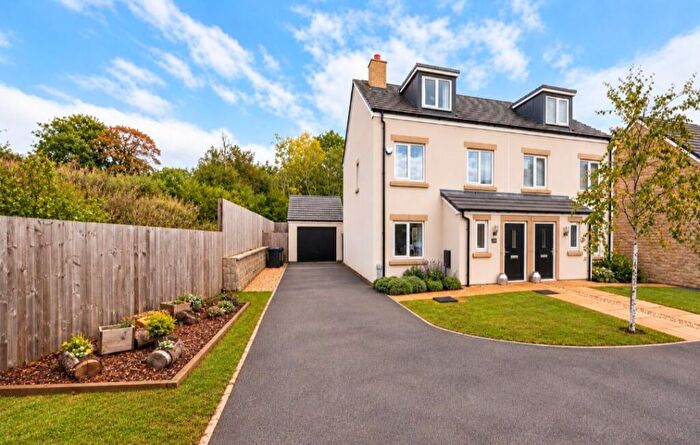 4 Bedroom Semi Detached House For Sale In Hadfield Drive, Chinley Viewing Day Sat Th Oct (by Appt Only), SK23