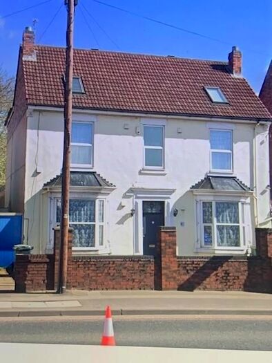 10 Bedroom Detached House To Rent In Bescot Road, Walsall, WS2