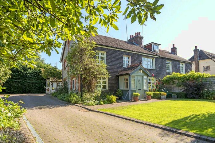 5 Bedroom Semi-Detached House For Sale In West Meon, Petersfield, Hampshire, GU32