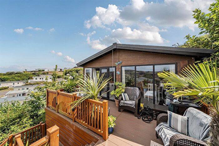 2 Bedroom Mobile/park Home For Sale In Panorama Road, Swanage, BH19