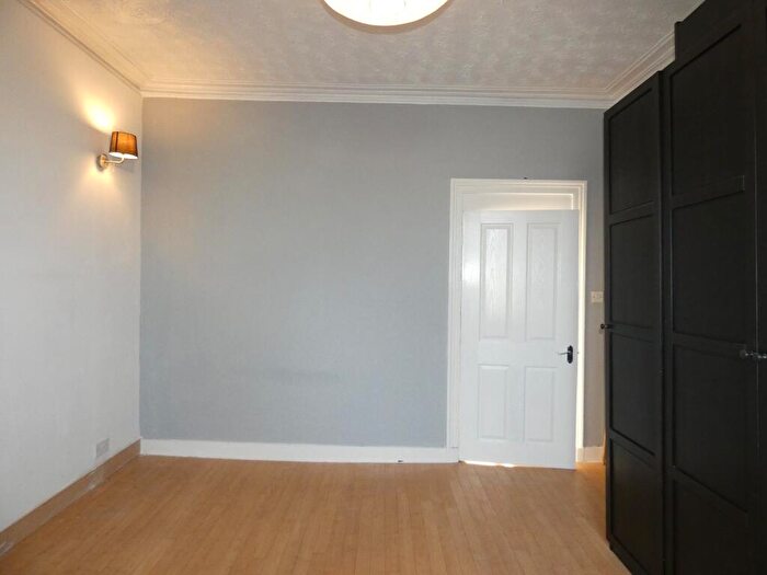 1 Bedroom Flat For Sale In Powis Place, Aberdeen, AB25