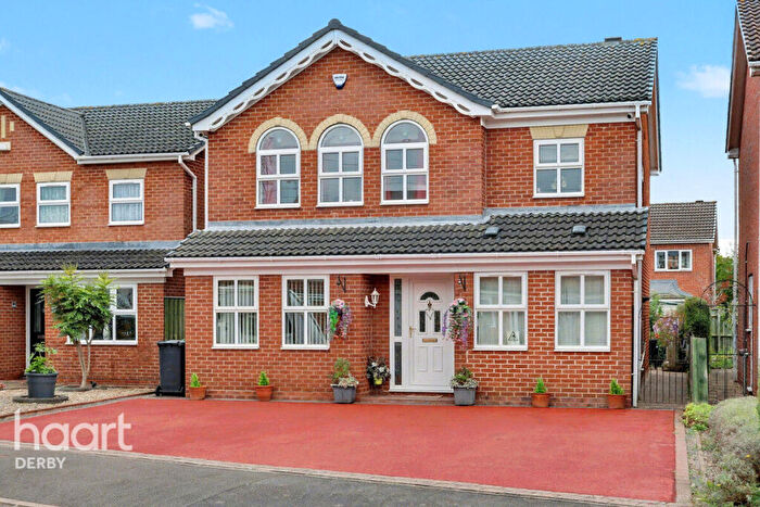 4 Bedroom Detached House For Sale In Willow Croft, Derby, DE24
