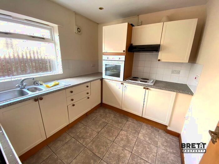 1 Bedroom Flat To Rent In Elizabeth Venmore Court, Yorke Street, Milford Haven, Pembrokeshire., SA73