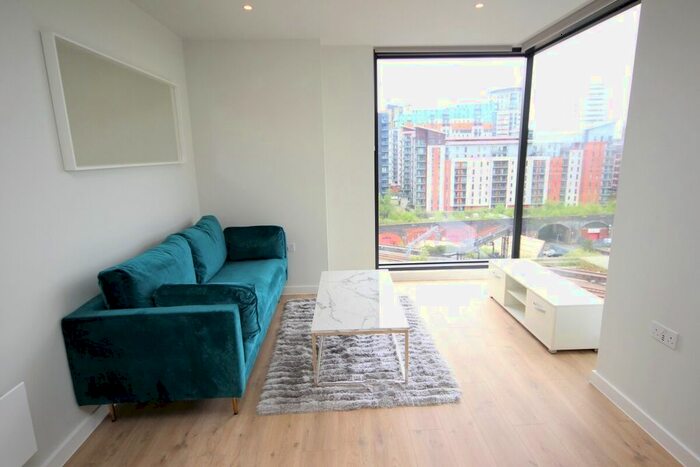 2 Bedroom Flat To Rent In Dantzic Street, Manchester, M4
