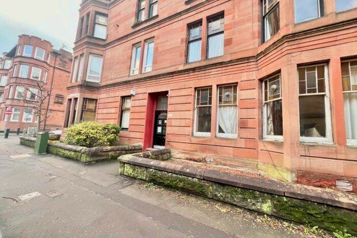 2 Bedroom Flat To Rent In Deanston Drive, Glasgow, G41