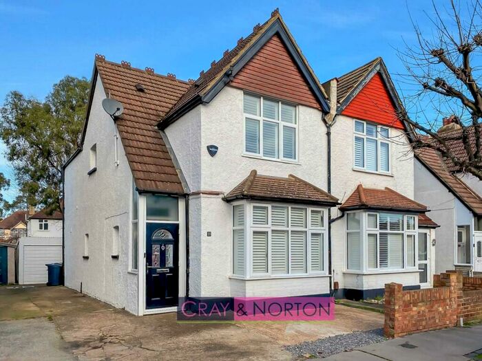 3 Bedroom Semi-Detached House To Rent In Meadvale Road, Addiscombe, CR0