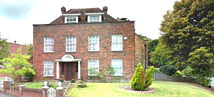 5 Bedroom Semi-Detached House To Rent In Newstead Way, London, SW19