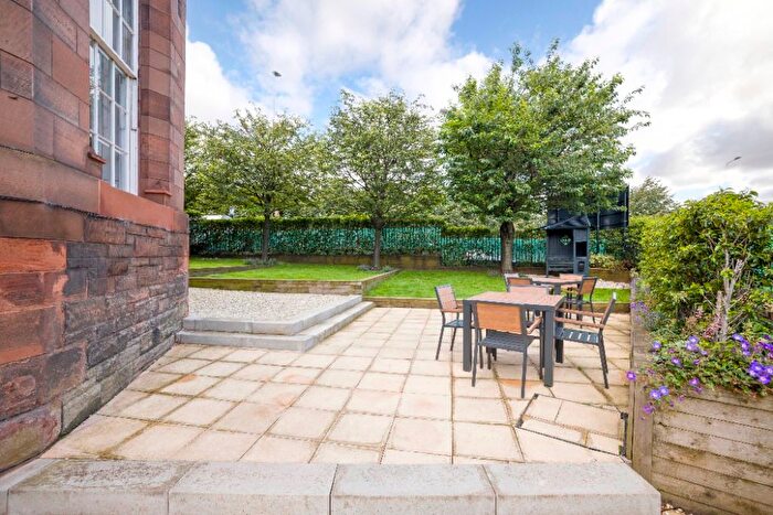 1 Bedroom Flat To Rent In Flat, Mcdonald Road, Broughton, Edinburgh, EH7