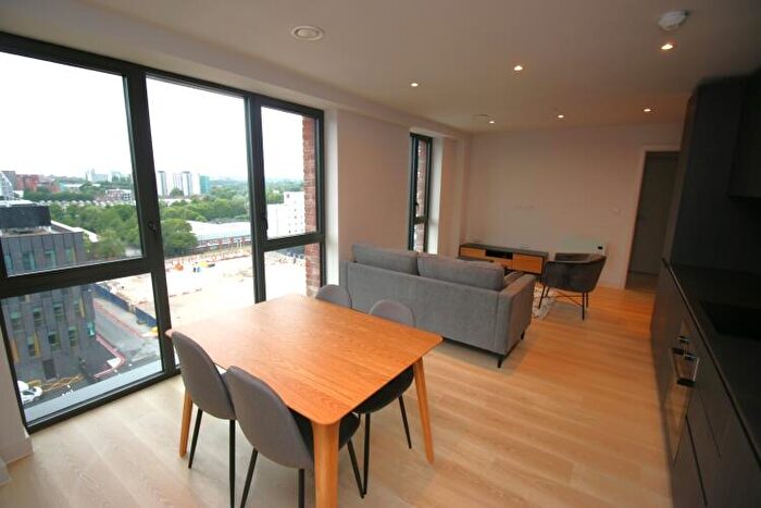 2 Bedroom Apartment To Rent In Waterhouse Gardens Dutton Street, M3