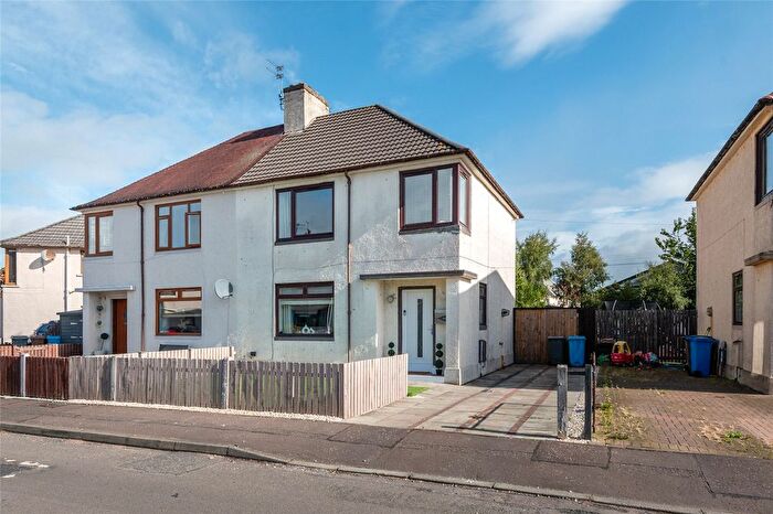 3 Bedroom Semi-Detached House For Sale In Montrave Crescent, Leven, Fife, KY8