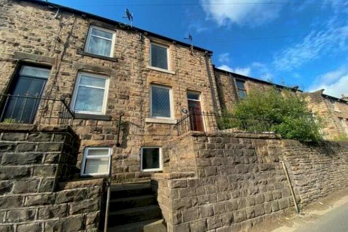 2 Bedroom Semi-Detached House To Rent In Manchester Road, Sheffield, S36