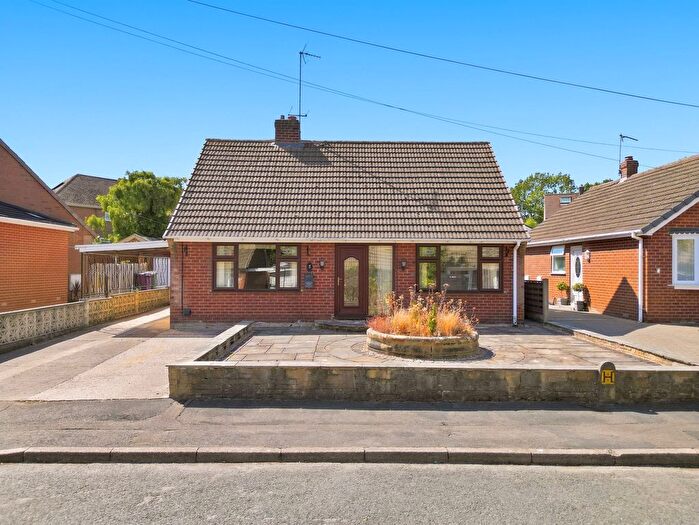 2 Bedroom Detached Bungalow For Sale In Sylvan Drive, Old Tupton, S42