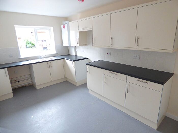 3 Bedroom Terraced House To Rent In Split Crow Road, Gateshead, NE10