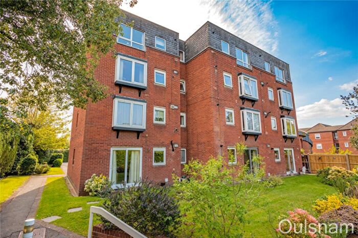 1 Bedroom Apartment For Sale In New Road, Bromsgrove, Worcestershire, B60