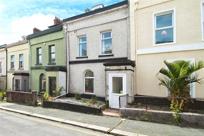6 Bedroom Terraced House To Rent In Prospect Street, Plymouth, Devon, PL4