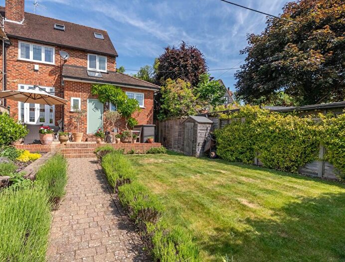 4 Bedroom Semi-Detached House For Sale In Kiln Lane, Brockham, RH3