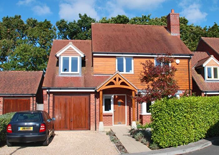 3 Bedroom Detached House To Rent In Belmont Drive, Lymington, SO41