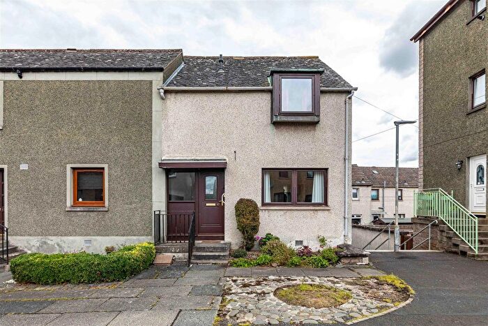 2 Bedroom Property For Sale In Back Row, Selkirk, TD7
