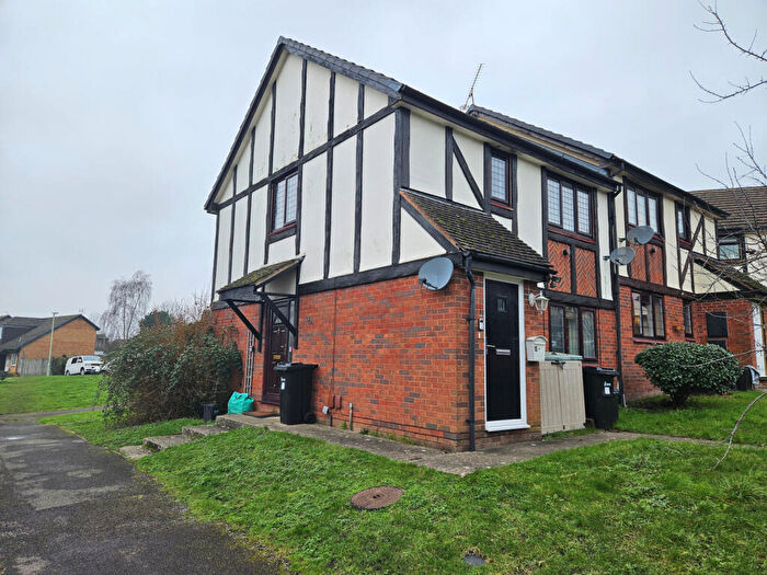 1 Bedroom Maisonette For Sale In Lower Earley, RG6