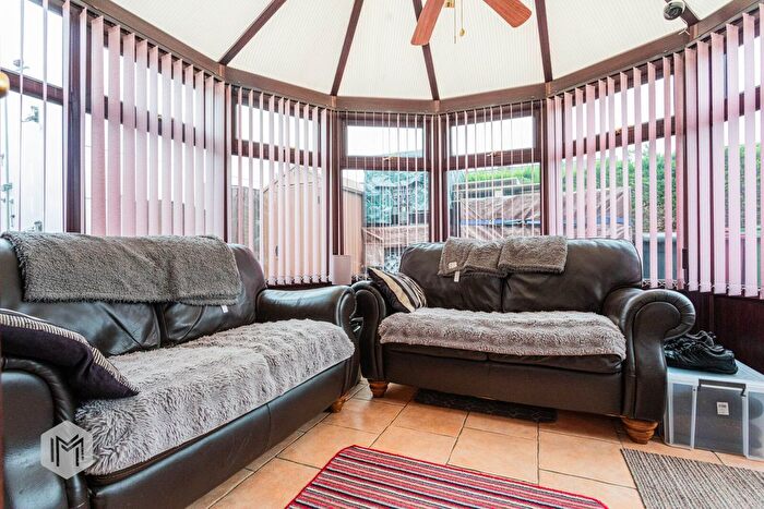 3 Bedroom Bungalow For Sale In Aintree Road, Little Lever, Bolton, Greater Manchester, BL3