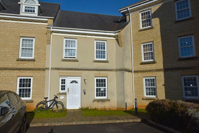 2 Bedroom Flat To Rent In Mullein Road, Bicester, OX26