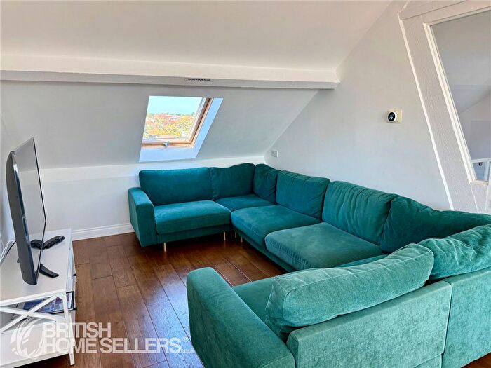 3 Bedroom Flat For Sale In Owls Road, Bournemouth, Dorset, BH5