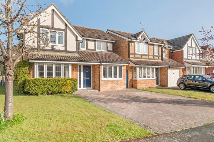 4 Bedroom Detached House For Sale In West End, Surrey, GU24