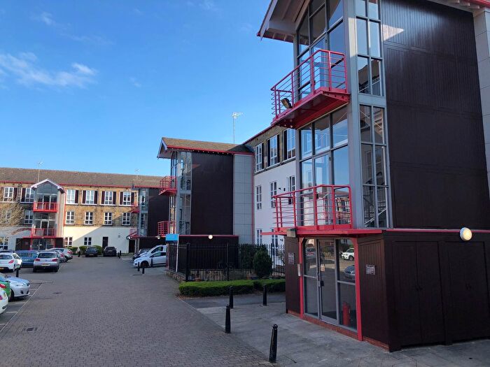 1 Bedroom Flat To Rent In Stone Mill Court, Meanwood, Leeds, LS6