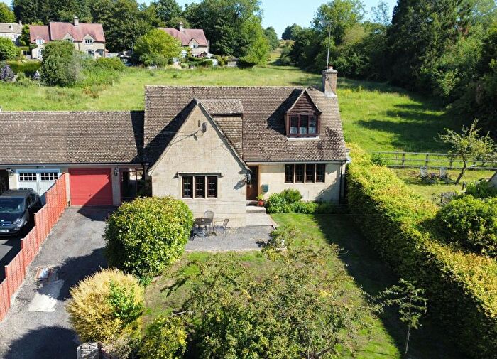3 Bedroom Link Detached House For Sale In Queen Street, Chedworth, Cheltenham, Gloucestershire, GL54