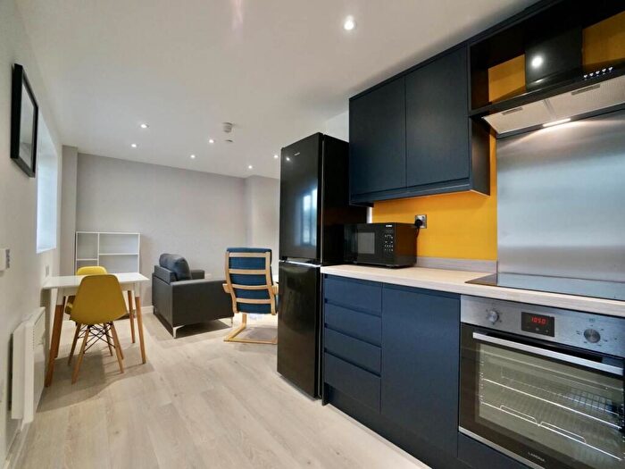 2 Bedroom Apartment To Rent In Deiniol Road, Bangor, LL57