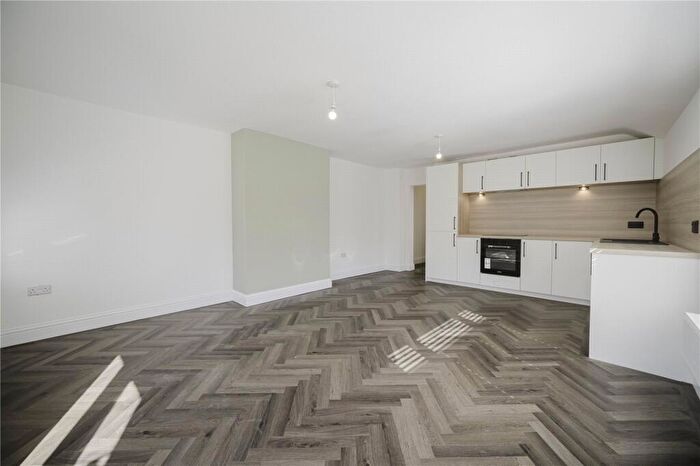 2 Bedroom Apartment To Rent In Cathedral Road, Pontcanna, Cardiff, CF11