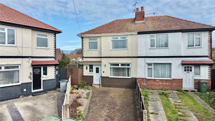 3 Bedroom Semi Detached House For Sale In Inglewood Avenue, Moreton, Wirral, CH46