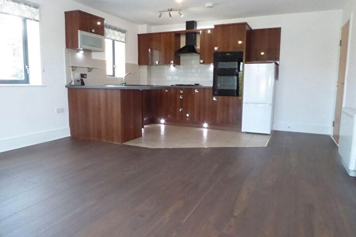 2 Bedroom Flat To Rent In Kilner Court, Doncaster, DN12