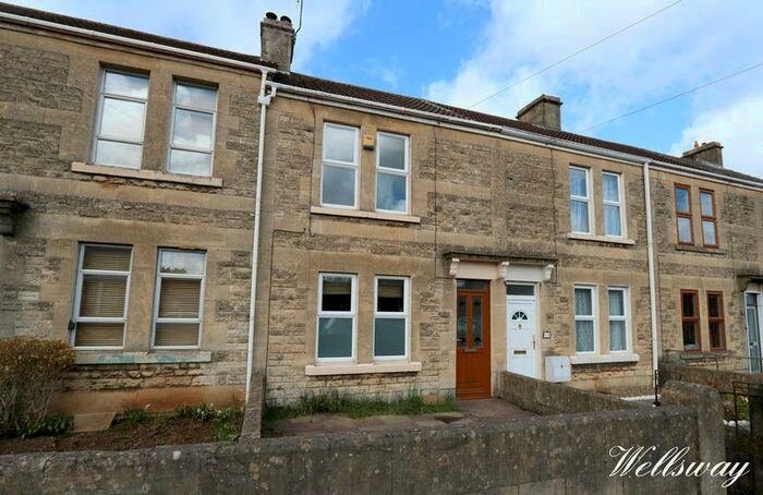 2 Bedroom Terraced House To Rent In Wellsway, Bath, BA2