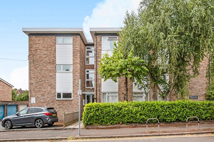 2 Bedroom Flat To Rent In Spencer Hill Road, Wimbledon, SW19