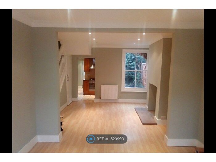3 Bedroom Semi Detached House To Rent In St Philips Road, Newmarket, CB8