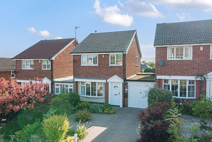 3 Bedroom Link Detached House For Sale In Croft House Drive, Otley, West Yorkshire, LS21