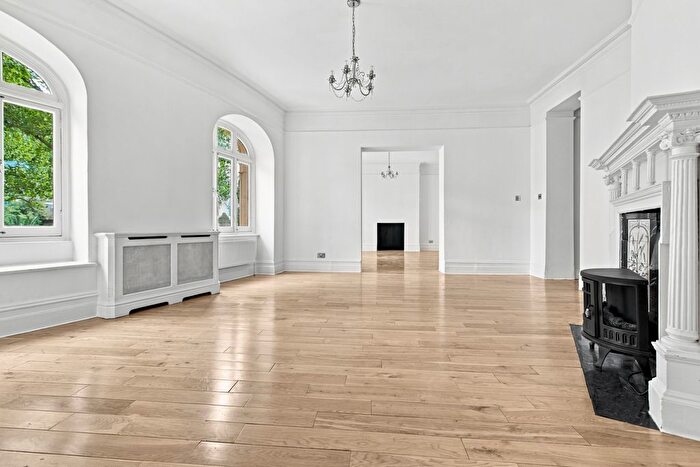 4 Bedroom Flat To Rent In Iverna Court, Kensington, W8