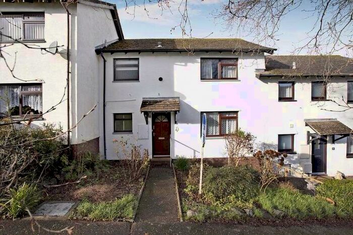 3 Bedroom House To Rent In Chestnut Walk, Dawlish, Devon, EX7